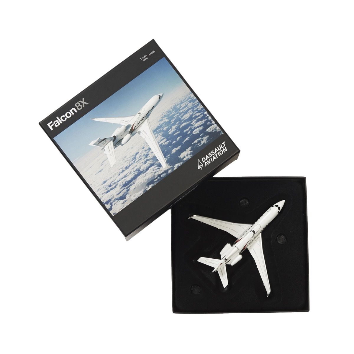 Official Falcon 8X Model Kit - Dassault - 1/200 Scale