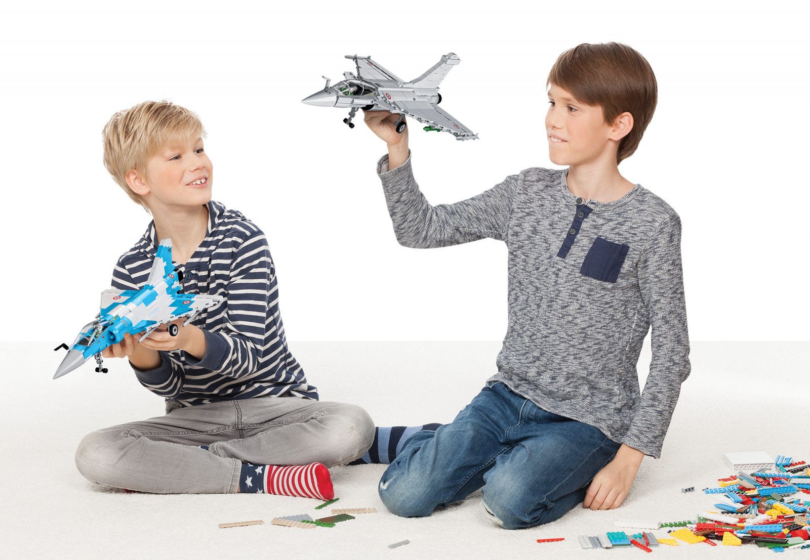 COBI Rafale C model in building bricks - Dassault
