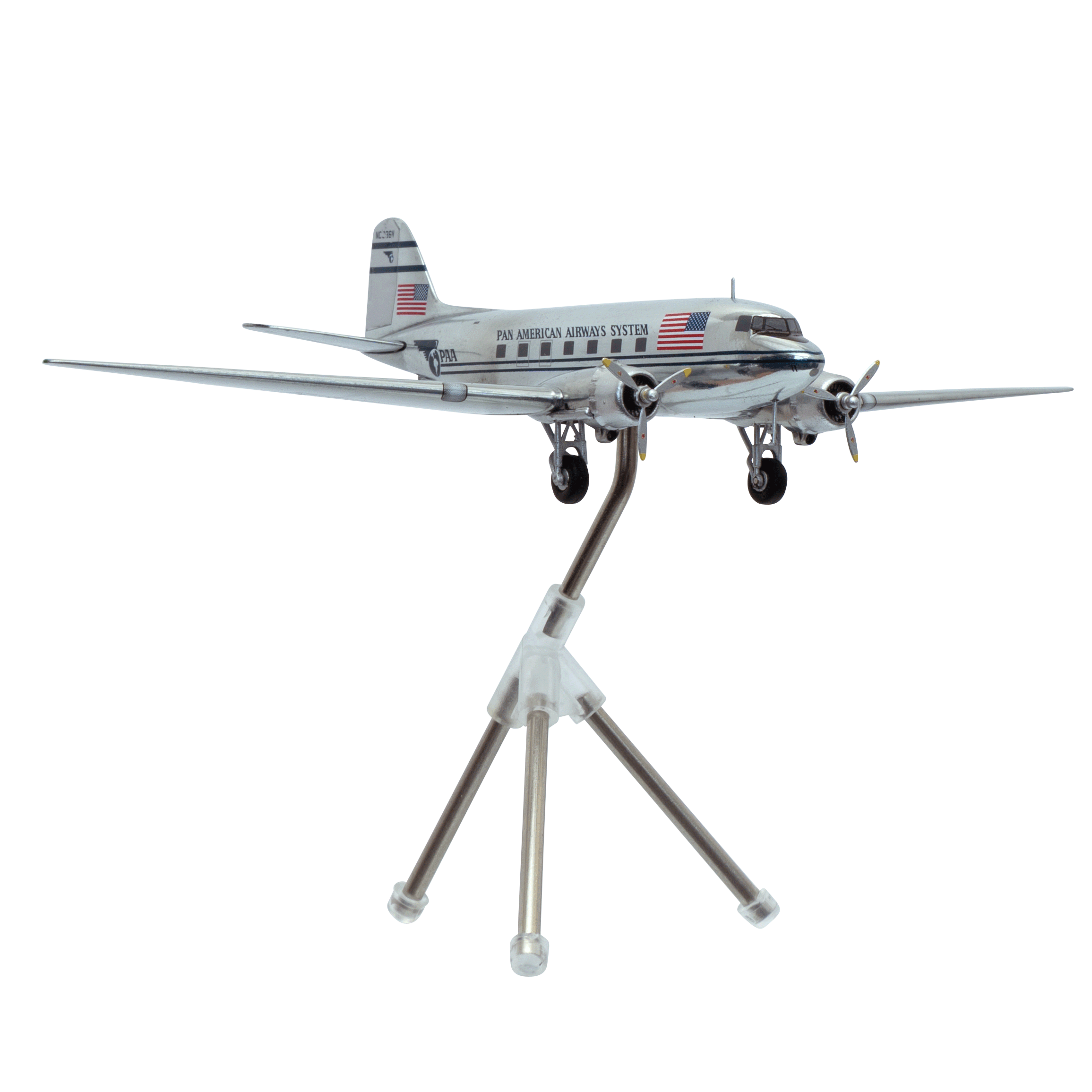 Maquette NC33611 PAN AM Douglas DC-3 200ème Métal